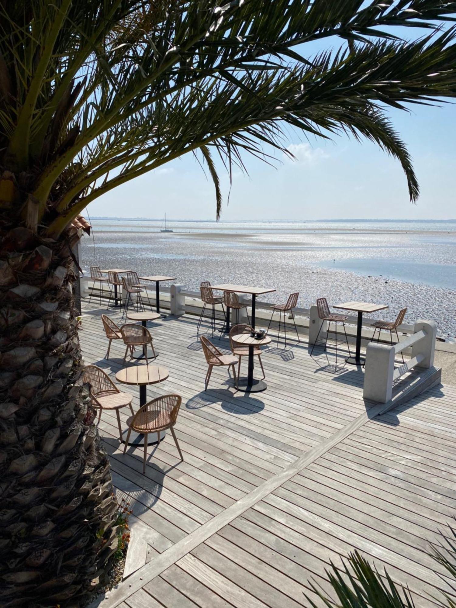 Hotel L'Albatros Saint-Trojan-les-Bains Exterior photo